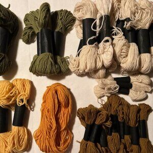 PARAGON TAPESTRY WOOL YARN - LOT OF 35 SKEINS